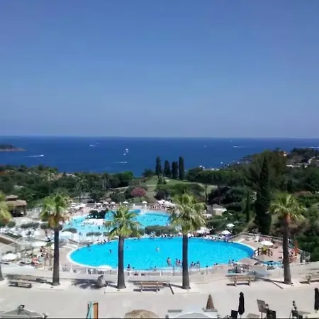 Raphael - Cap Esterel- 5 Couchages- Parking Couvert Saint-Raphaël