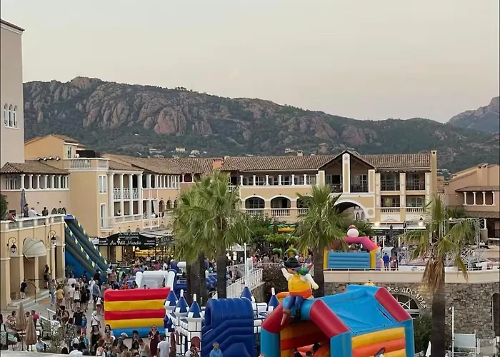 Διαμέρισμα Raphael - Cap Esterel- 5 Couchages- Parking Couvert Saint-Raphaël